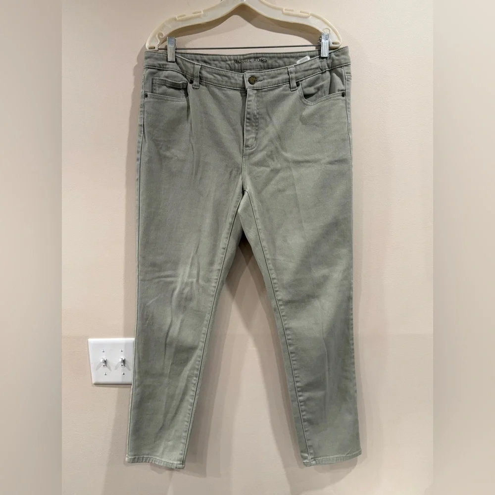 🔥Michael Kors Stylish Olive Green Pants🔥